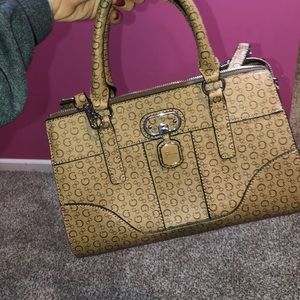 Guess crossbody